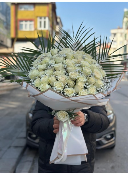 50 beyaz gül buketi
